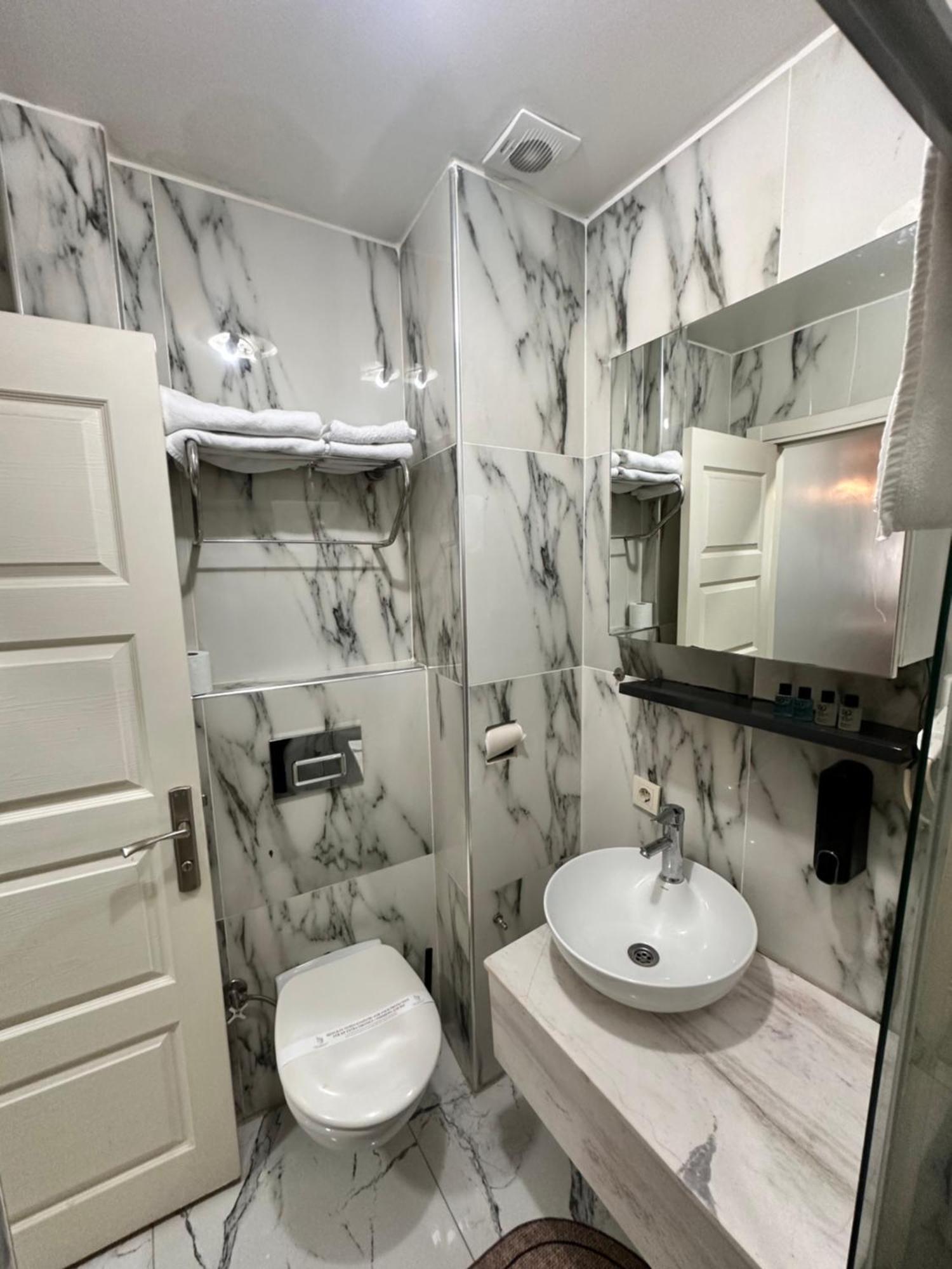 Taksim Cetinkaya Suite Istanbul Luaran gambar